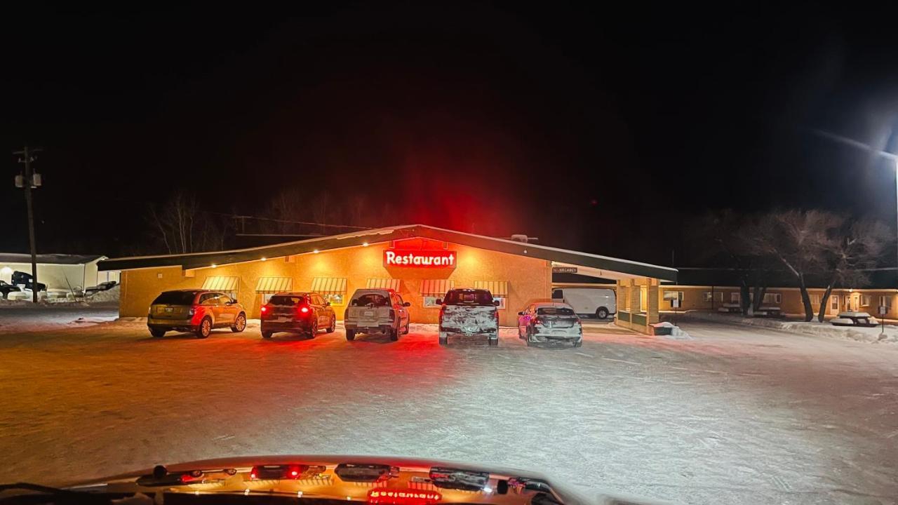 Timberland Inn & Restaurant Swan River Esterno foto